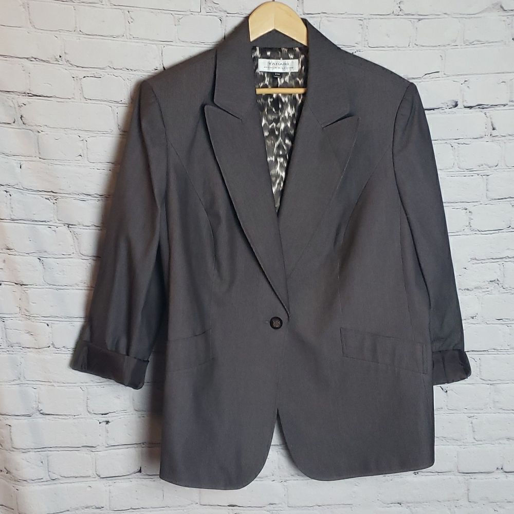 Vintage Tahari Gray Blazer